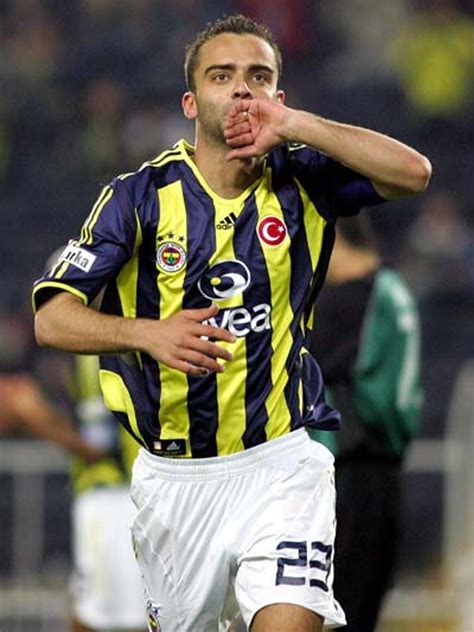 Fenerbahçe nin en çok gol atan oyuncusu